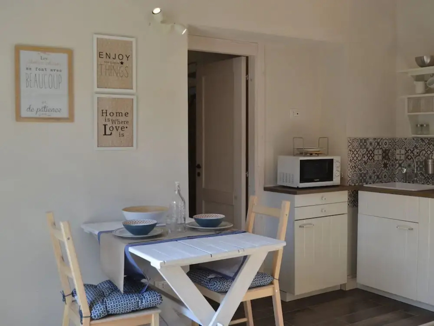 Charming Cottage With Private Terrace Surrounded by Nature With Shared Pool