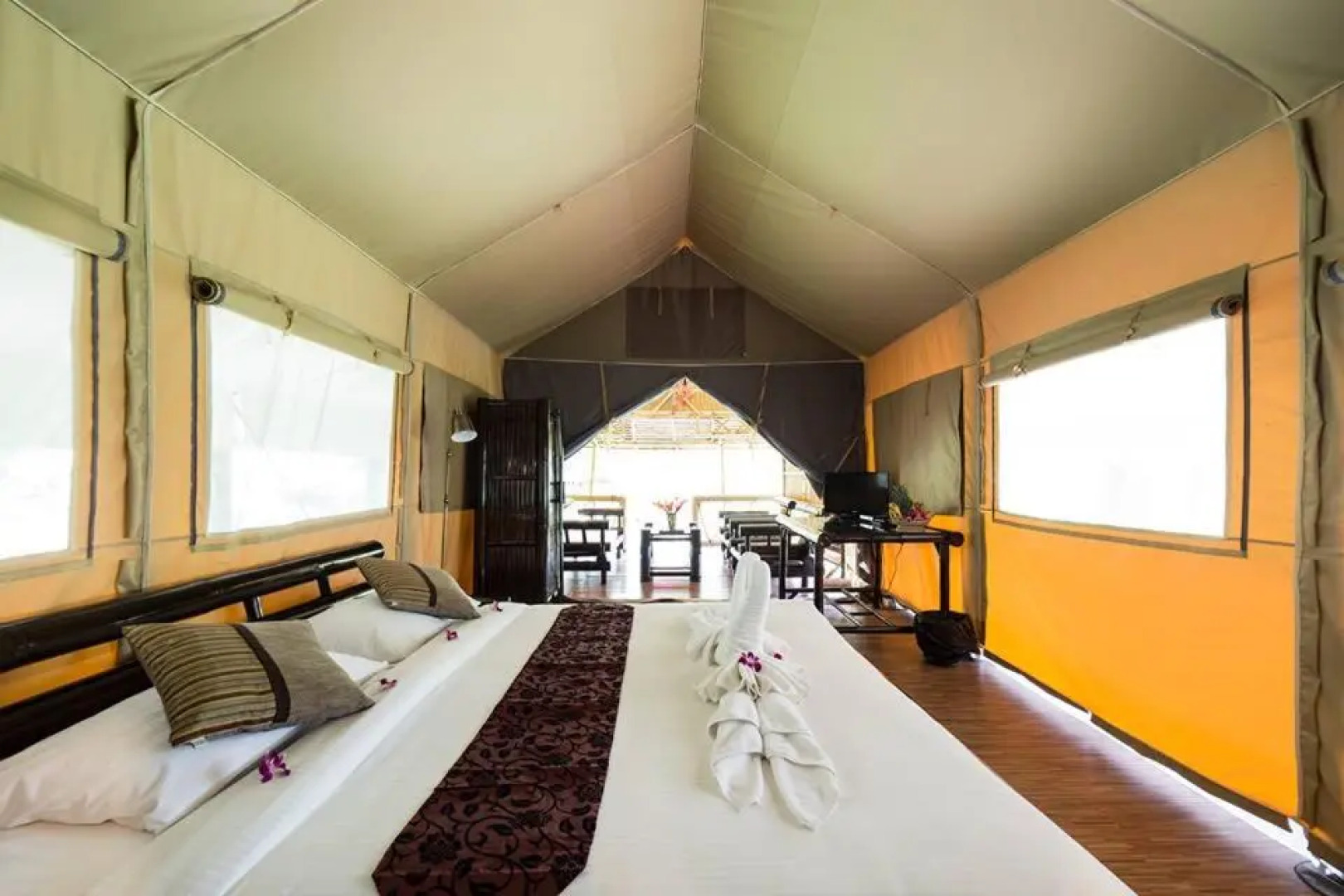 Khao Sok Paradise Resort