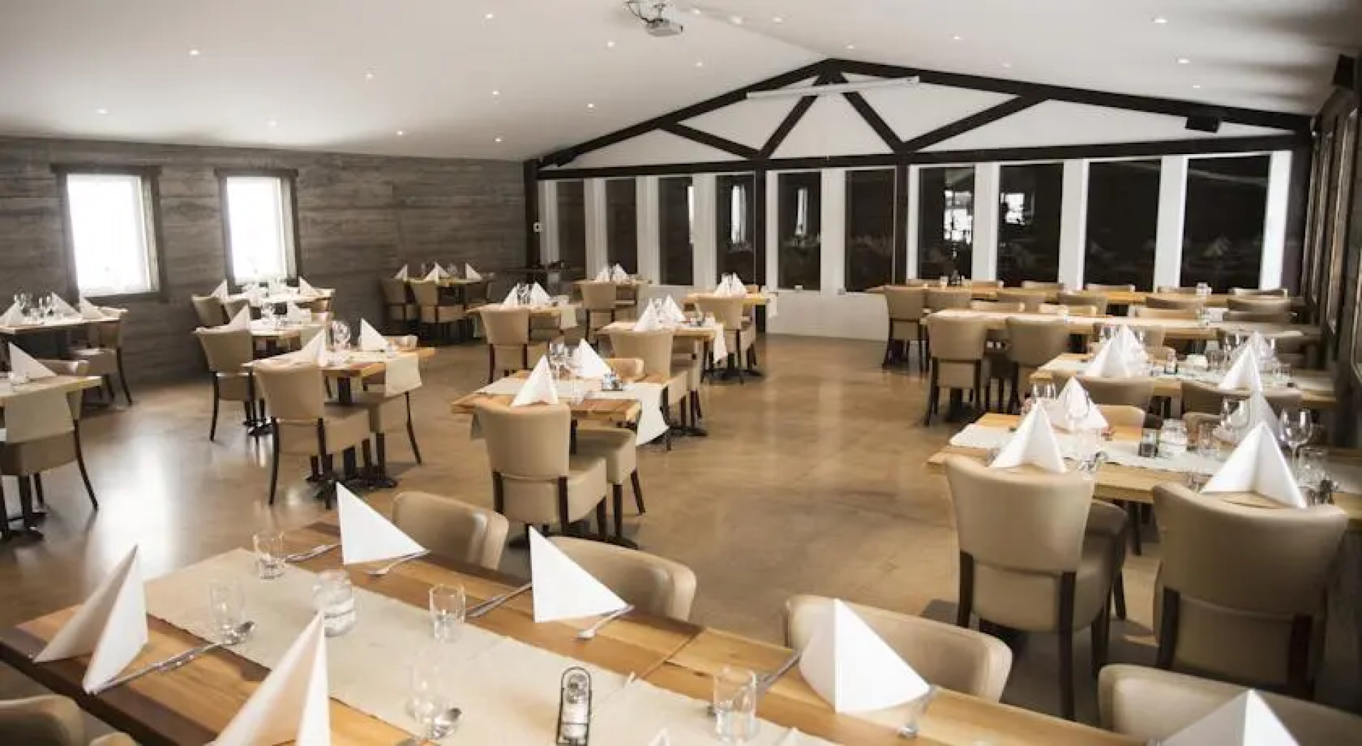 Farmhotel Efstidalur