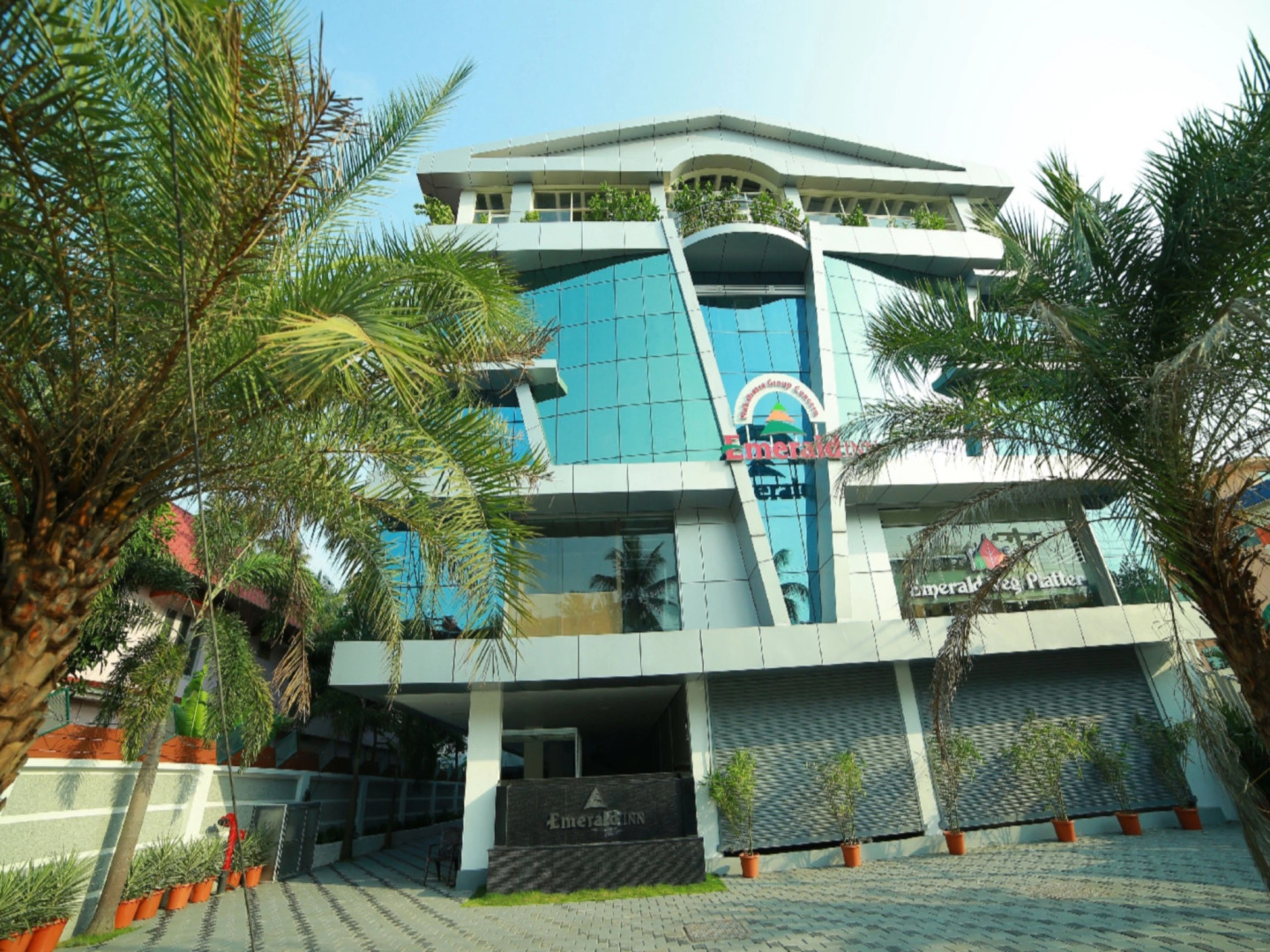 Nakshatra Emerald Inn