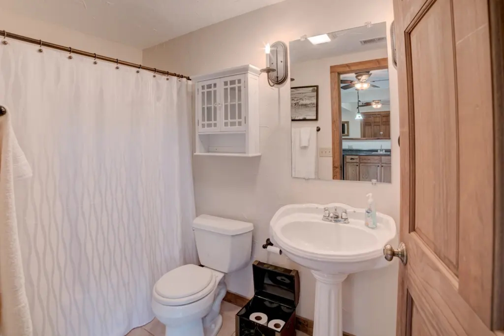 Luxurious Equestrian Log Cabin 4 Miles to Tiec