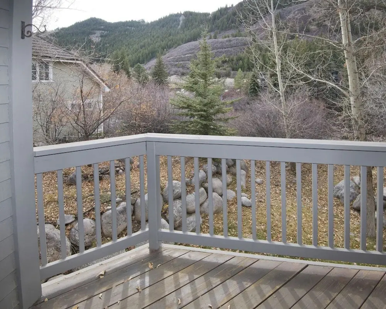 Canyon Run I-203 2 Bedroom Condo by Redawning