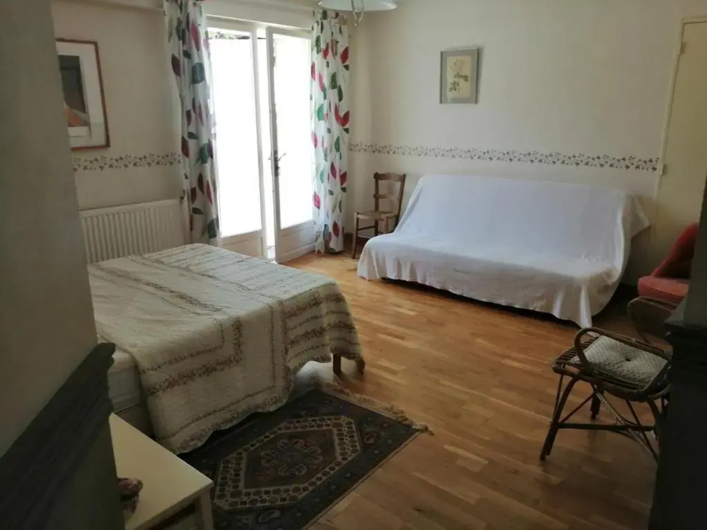 Spacieuse maison de village avec jardin patio