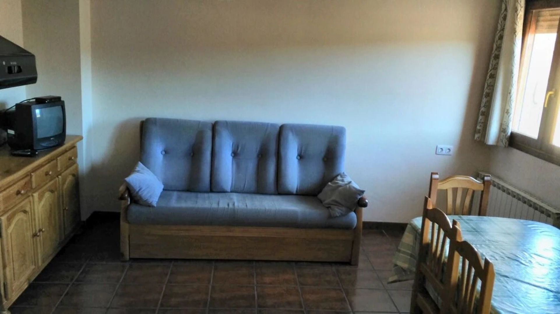 Apartment With one Bedroom in Guadalaviar, With Wonderful Mountain Vie