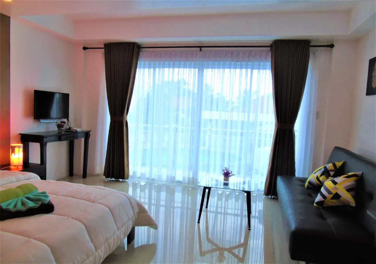 Phaidon Beach Resort