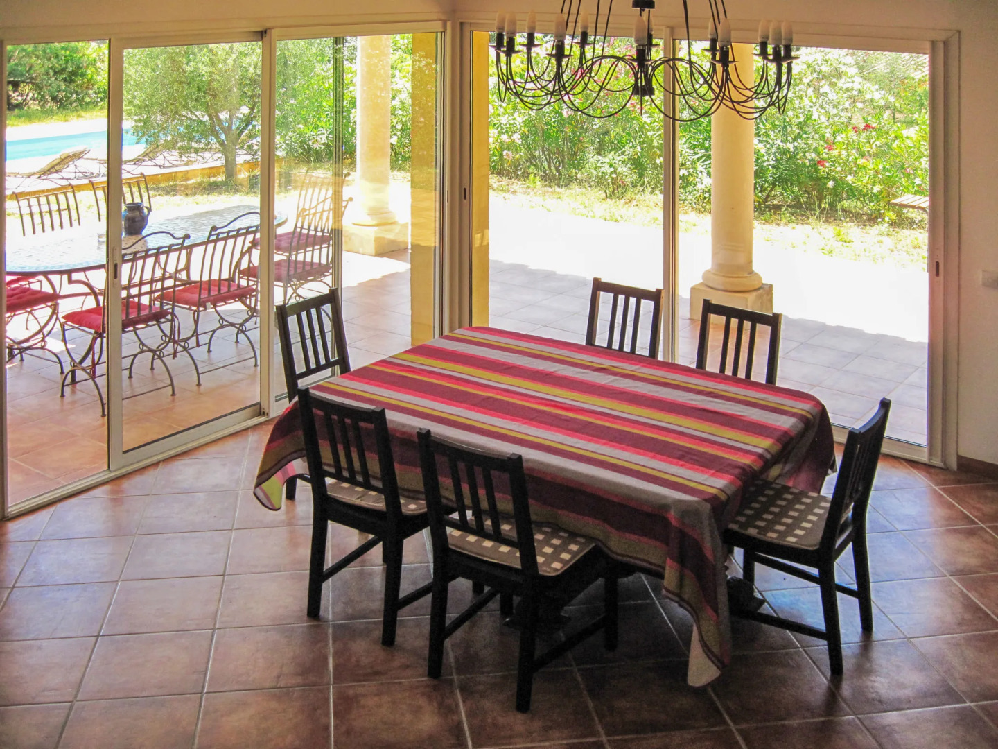 Les Oliviers (HYE115)