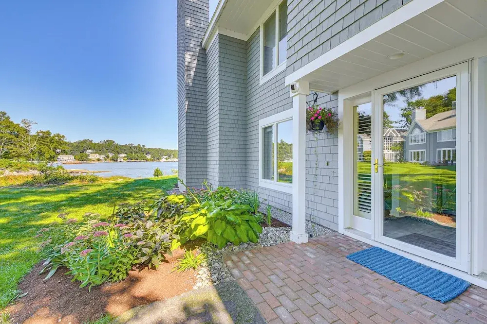 Waterfront Condo: Walk to Downtown Boothbay Harbor