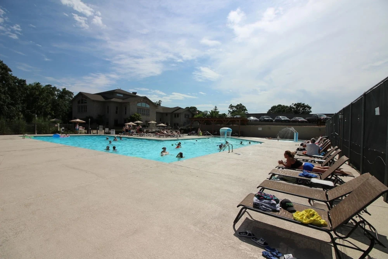 Pointe Royale Condo Vacation and Golf Resort