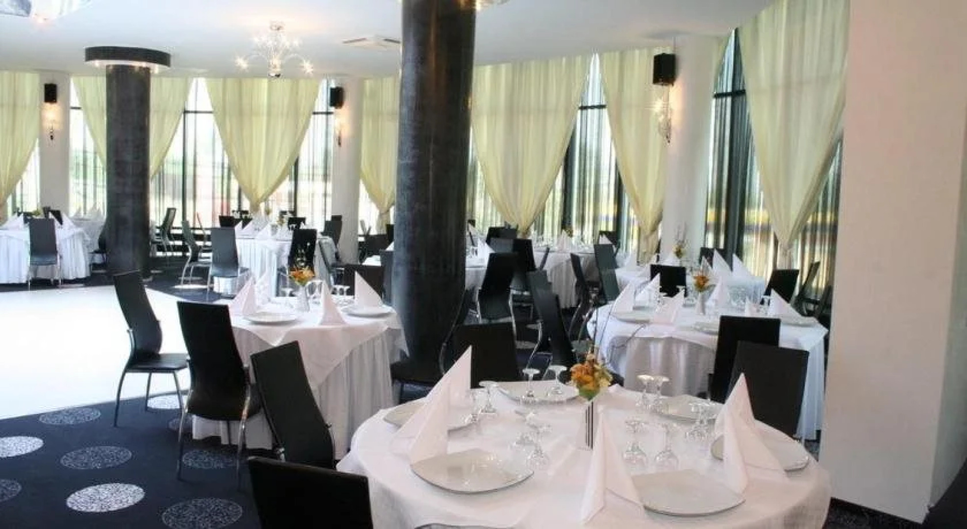 Hotel Zytto by Razvan Rat