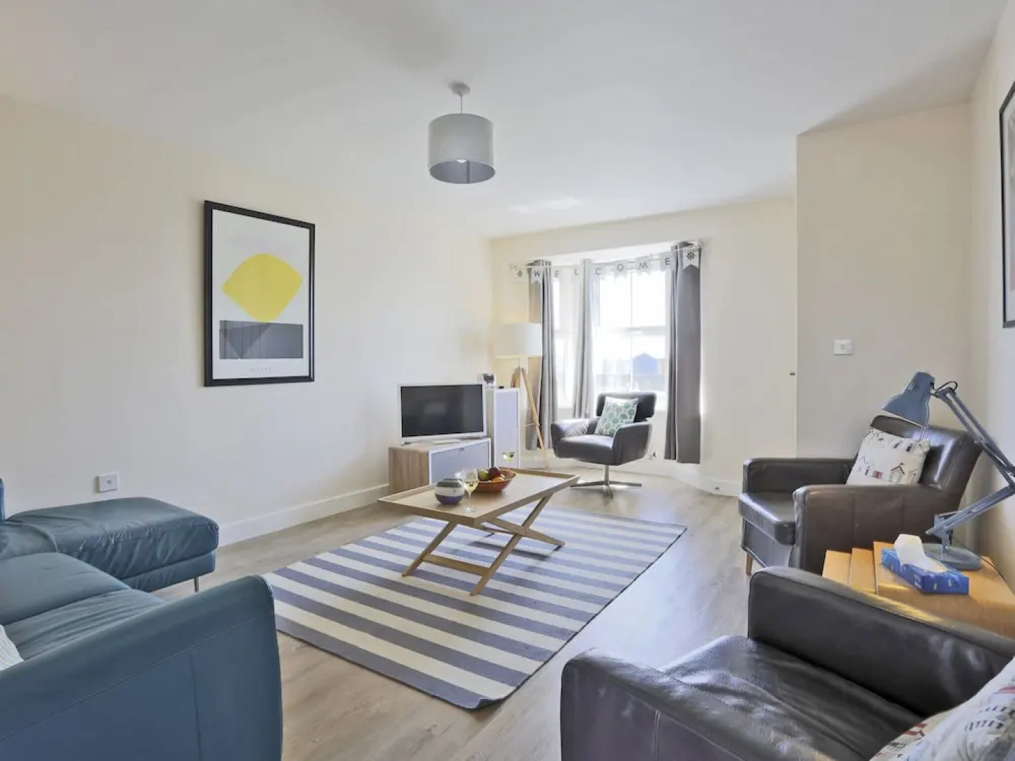 Modernly Furnished Holiday Home With Balcony, Near Felixstowe Beach