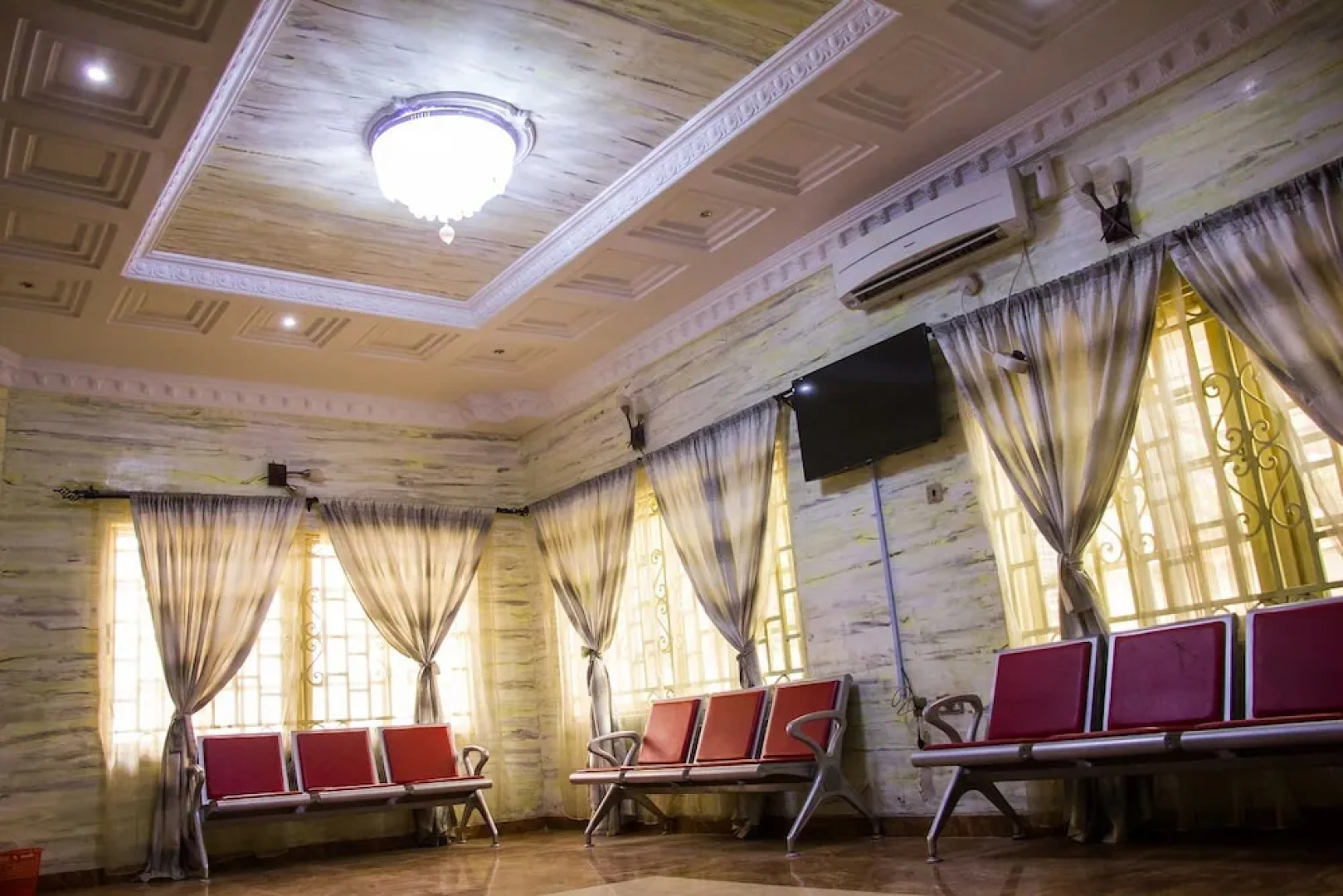 Lekki Hotel And Suites