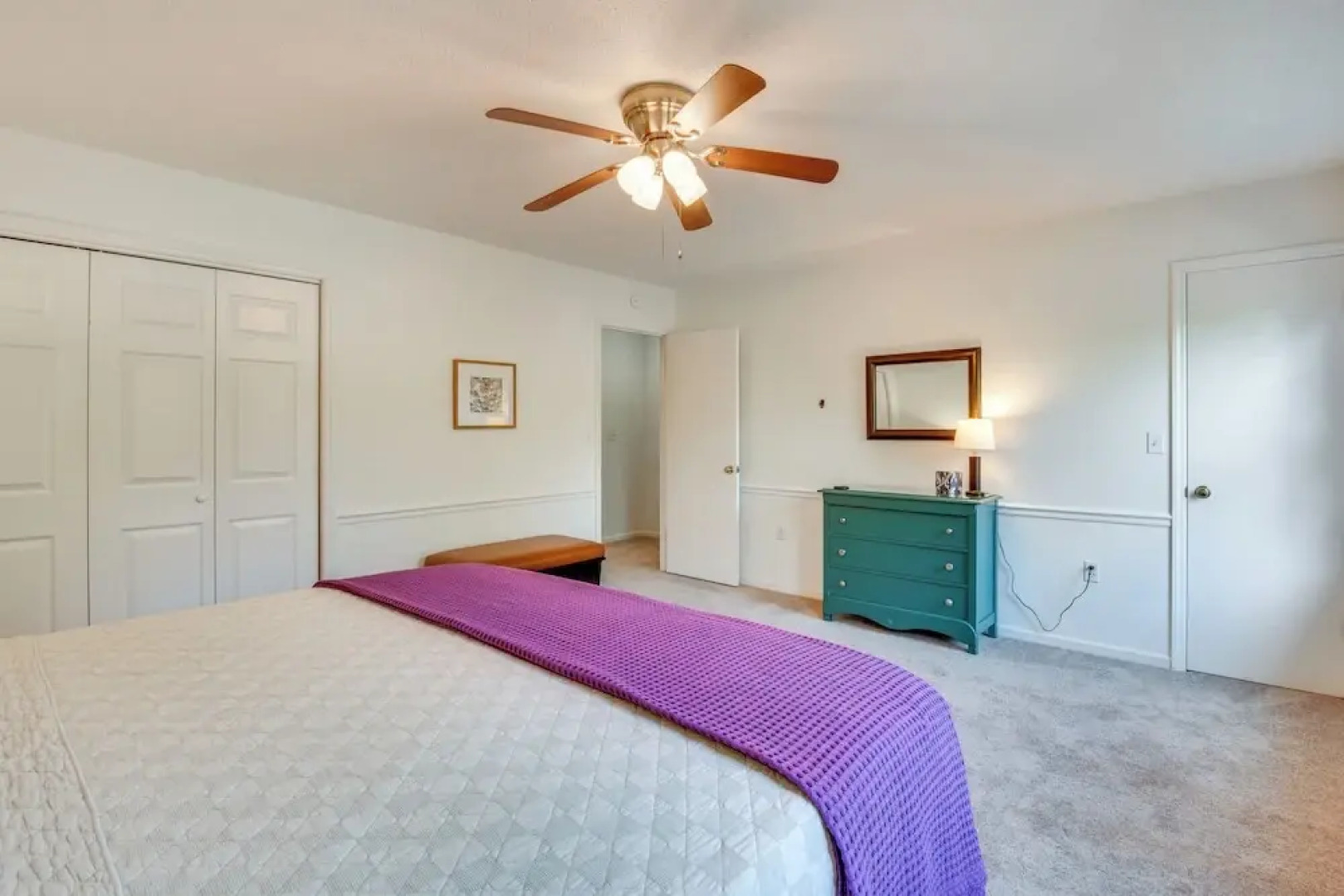 Seneca Escape w/ Screened Patio: Near Lakes!