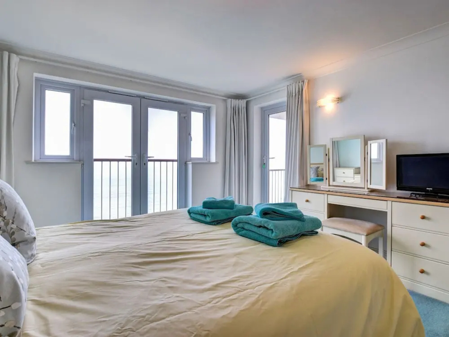 Apartment With Magnificent View Over Carbis Bay Beach