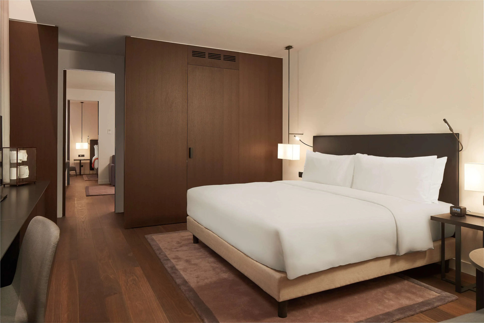 Отель Hilton Lake Como