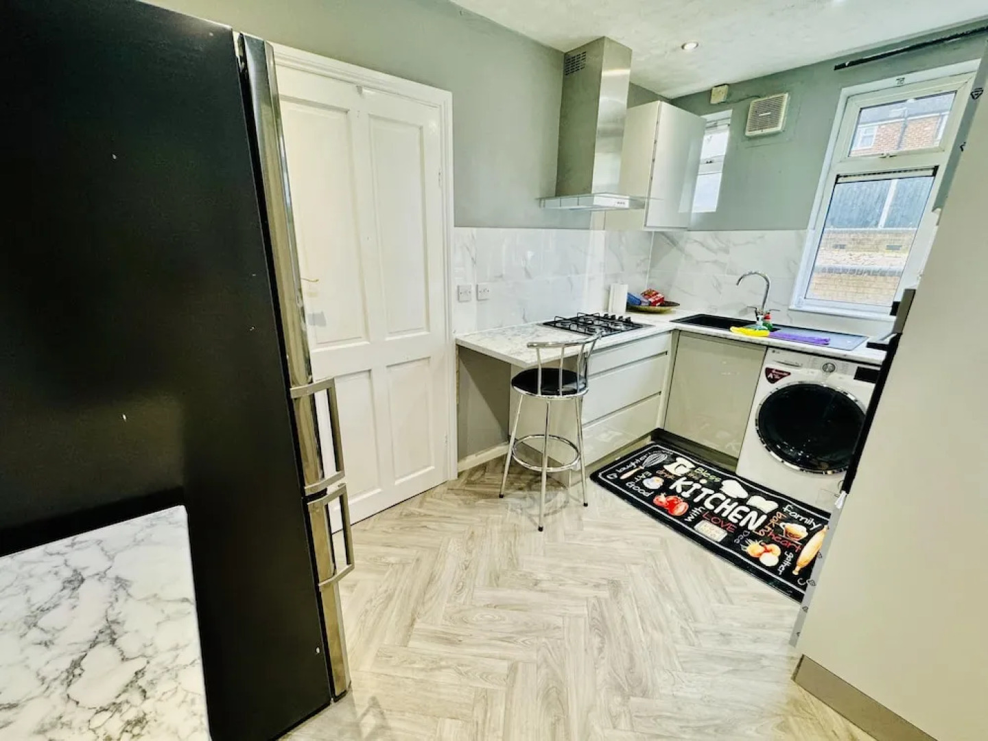 4 Bedrooms Full House Stourbridge Birmingham