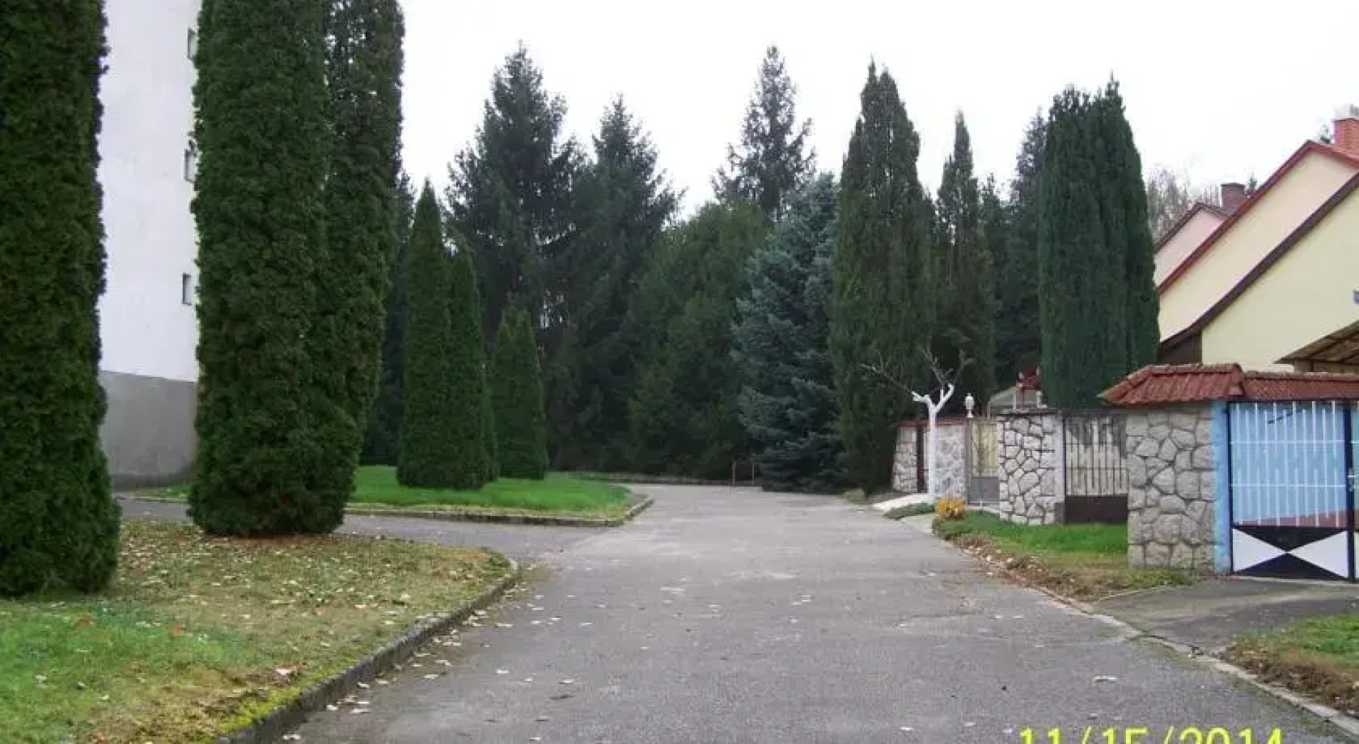 Tóparticsend Társasüdülő