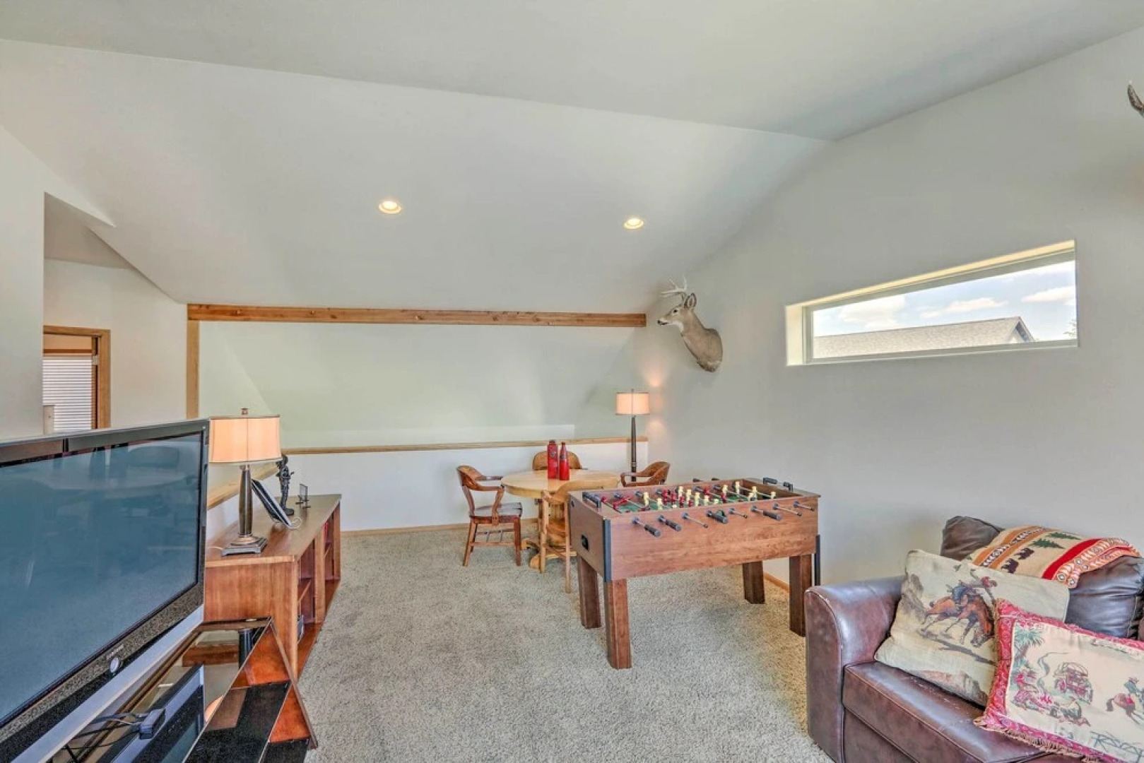 Near Skiing: Red Lodge Townhome w/ Hot Tub