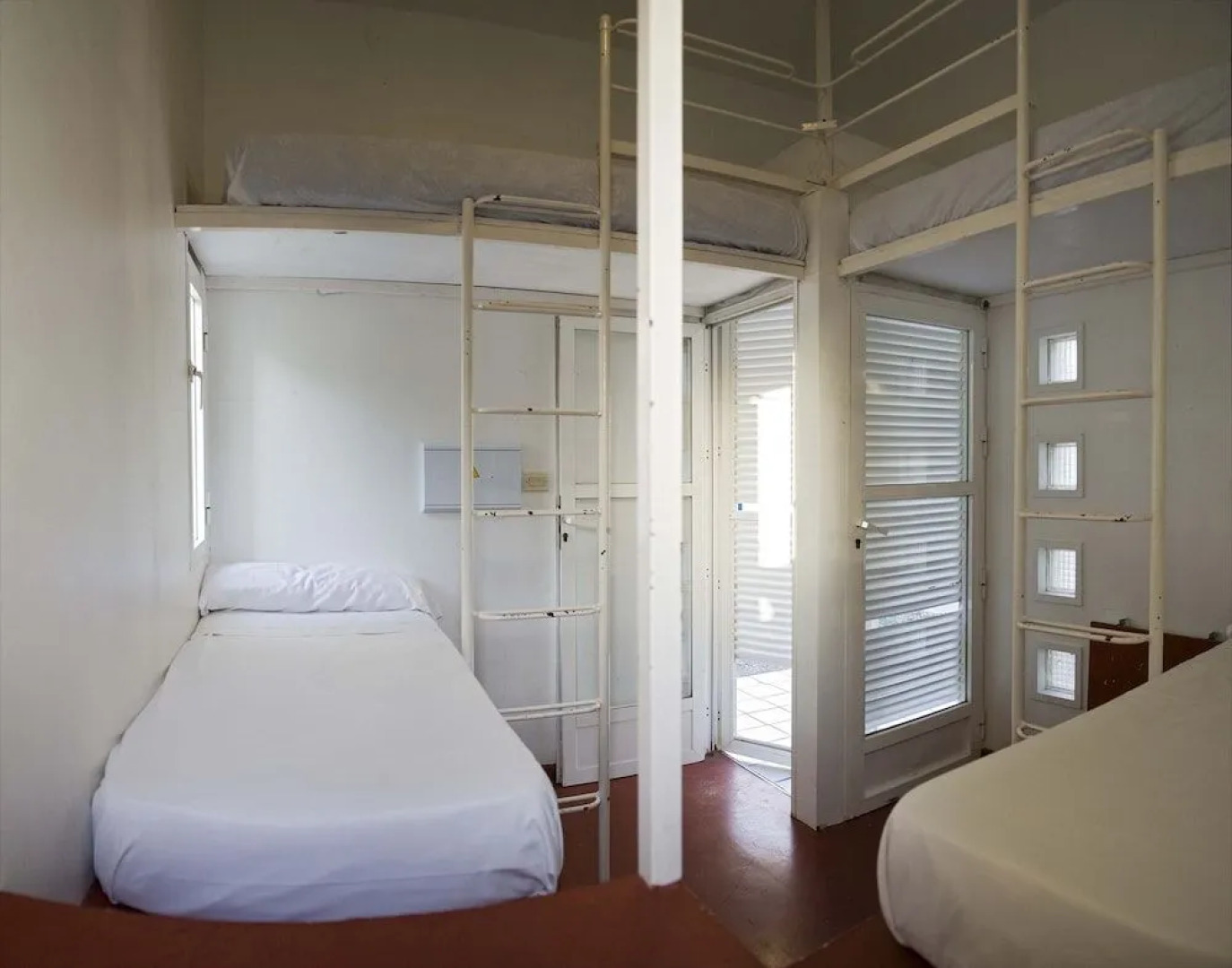 Albergue Inturjoven Aguadulce