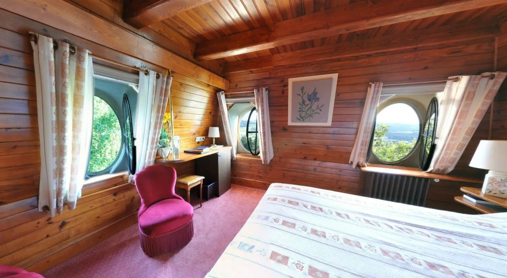 Relais Saint Roch Rest. La Petite Maison