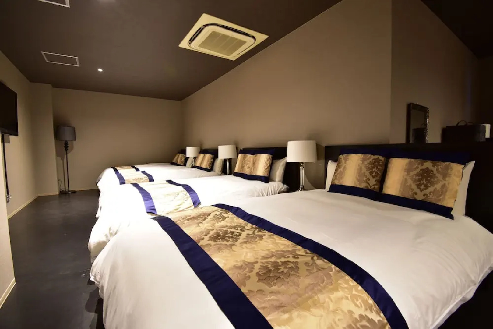 Prime Inn Shinsaibashi (Air Hotel Group)