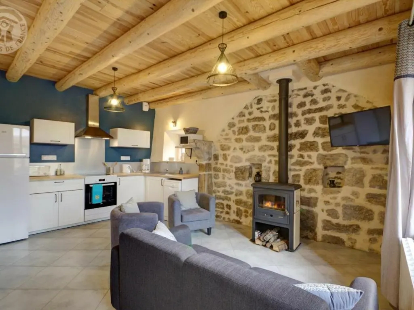 Gîte Saint-Hilaire-Cusson-la-Valmitte, 4 pièces, 6 personnes - FR-1-496-206