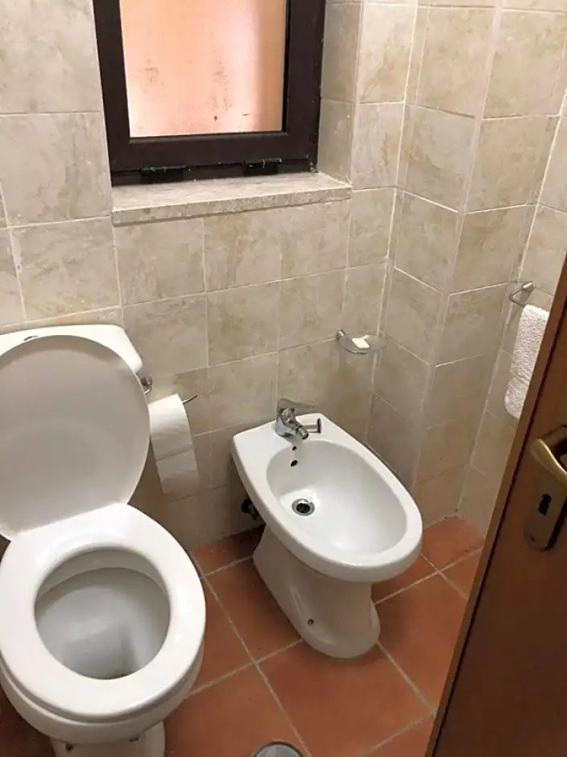 Secluded Villa in Parenti with Garden