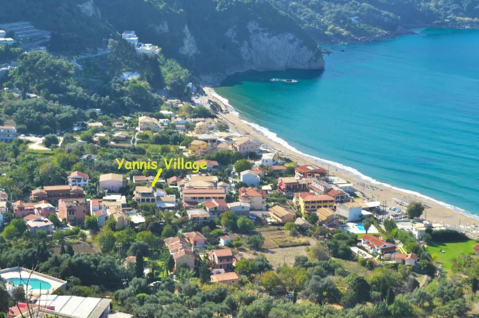Holiday Studio Apartments Yannis on Agios Gordios Beach in Corfu