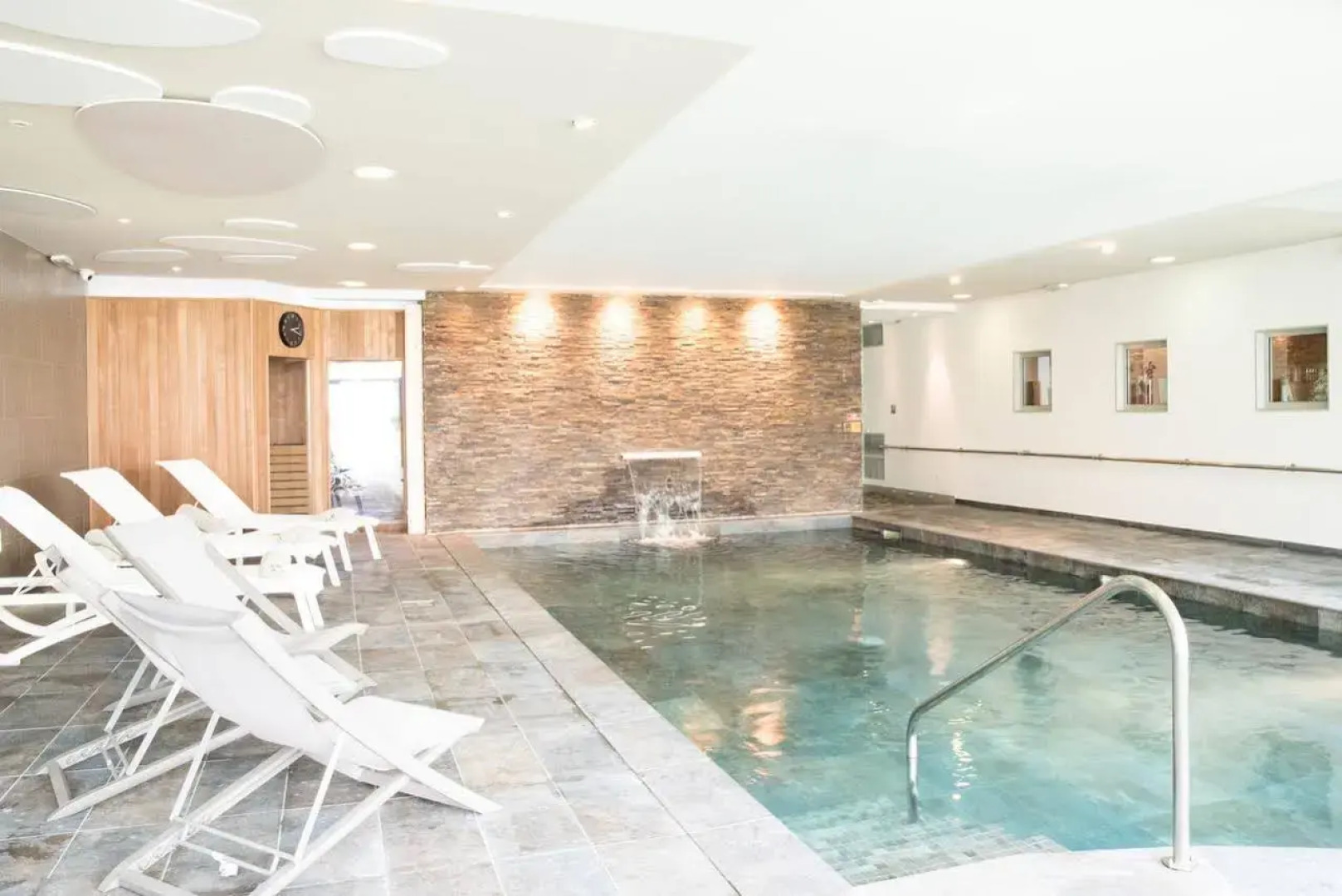 Chateau Belmont Tours by The Crest Collection (ex. Clarion Hotel Château Belmont Tours)