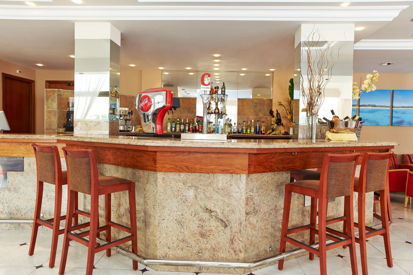 Universal Hotel Bikini