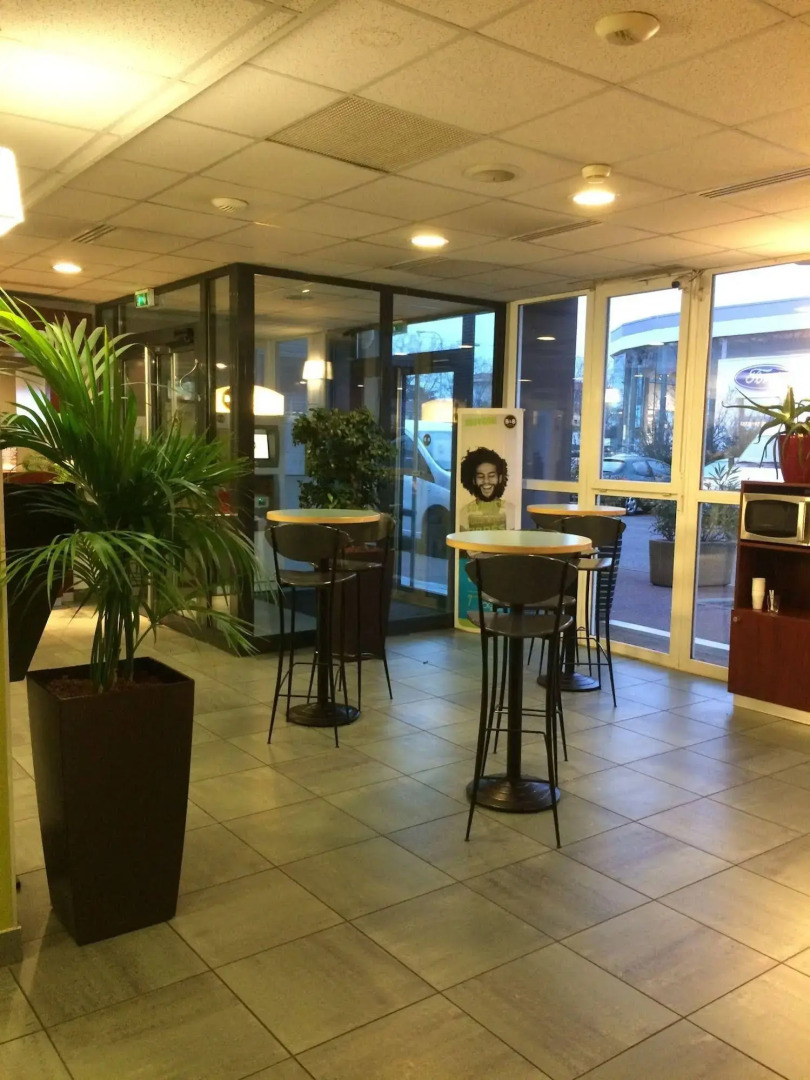 B&B HOTEL Lyon Vénissieux