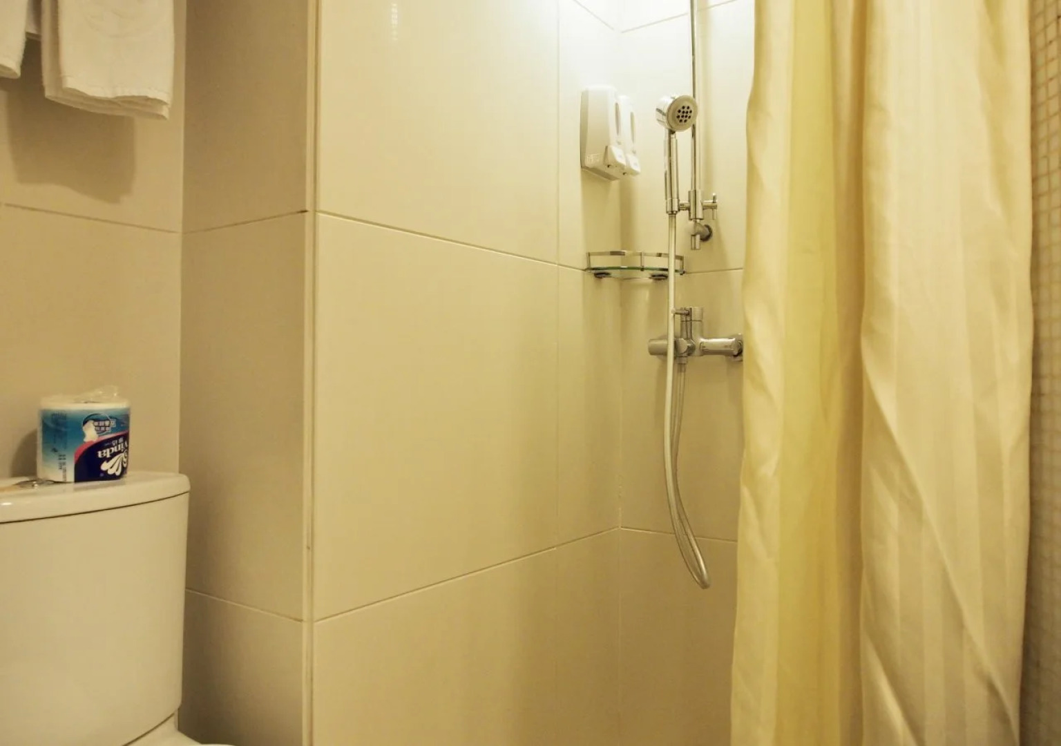 Oriental Lander Hotel