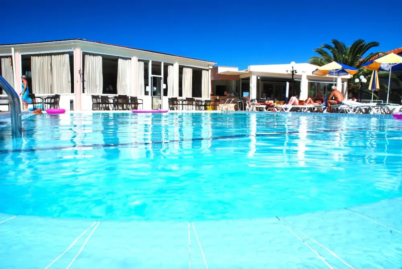 Captains & Commodore & Admiral Complex