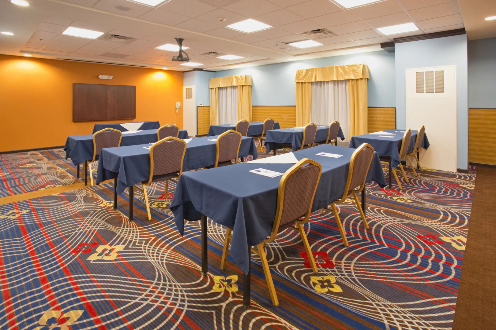 Holiday Inn Express Hotel & Suites Denver North - Thornton by IHG