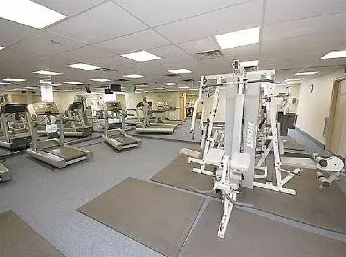 Oxford Furnished Apartments, Mississauga