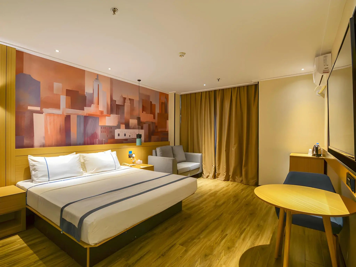 City Comfort Inn Wuhan Caidian Square