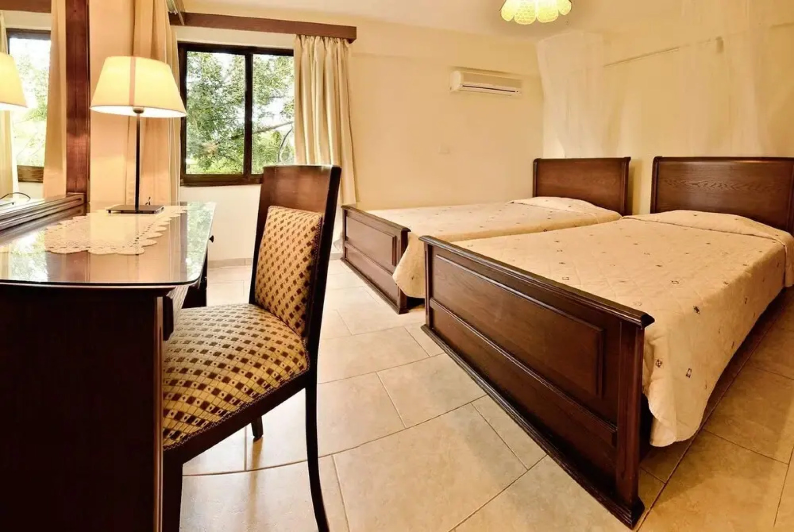 Villa Solon in Polis