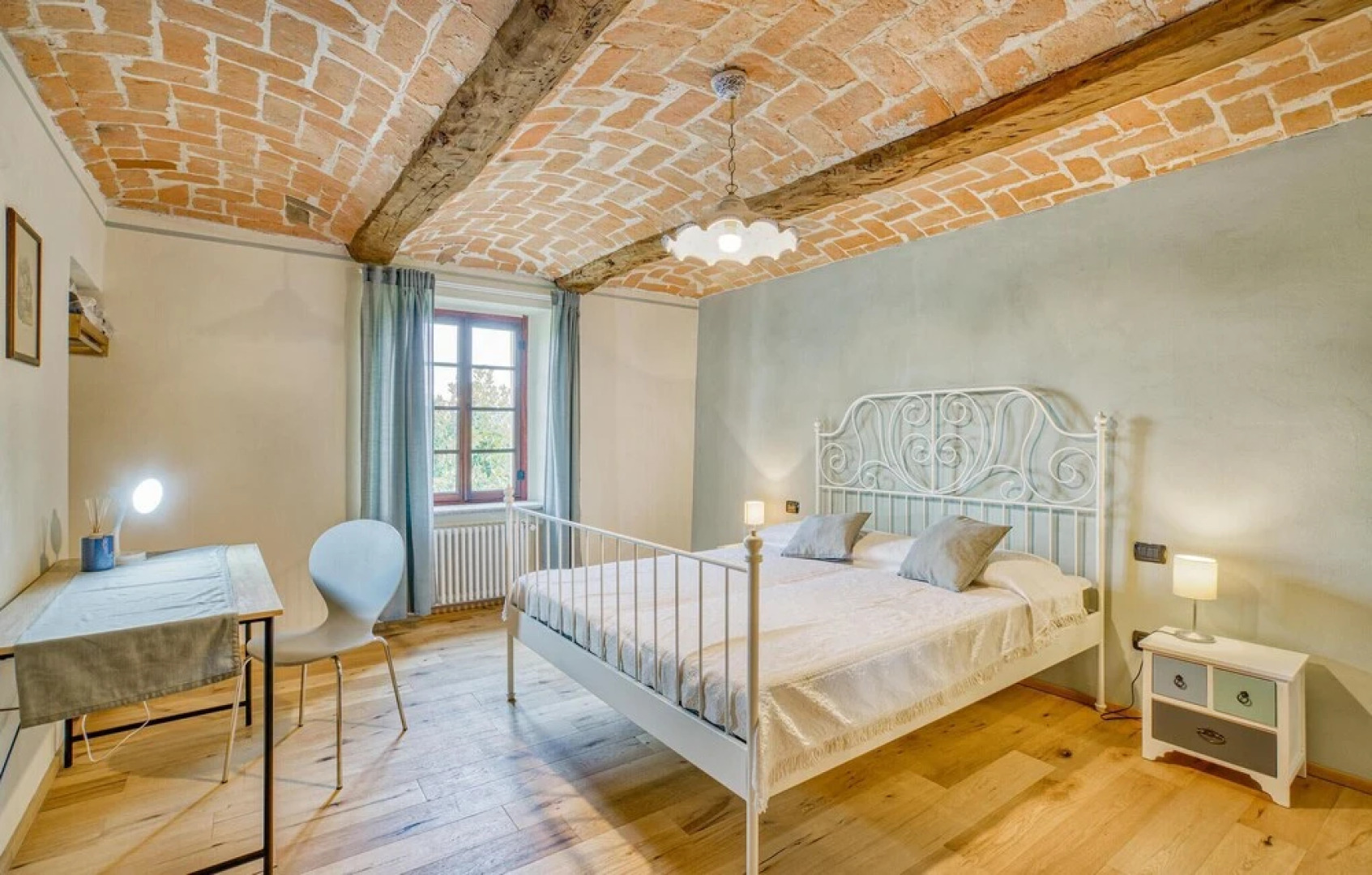 Amazing Home in Belveglio With 4 Bedrooms and Wifi