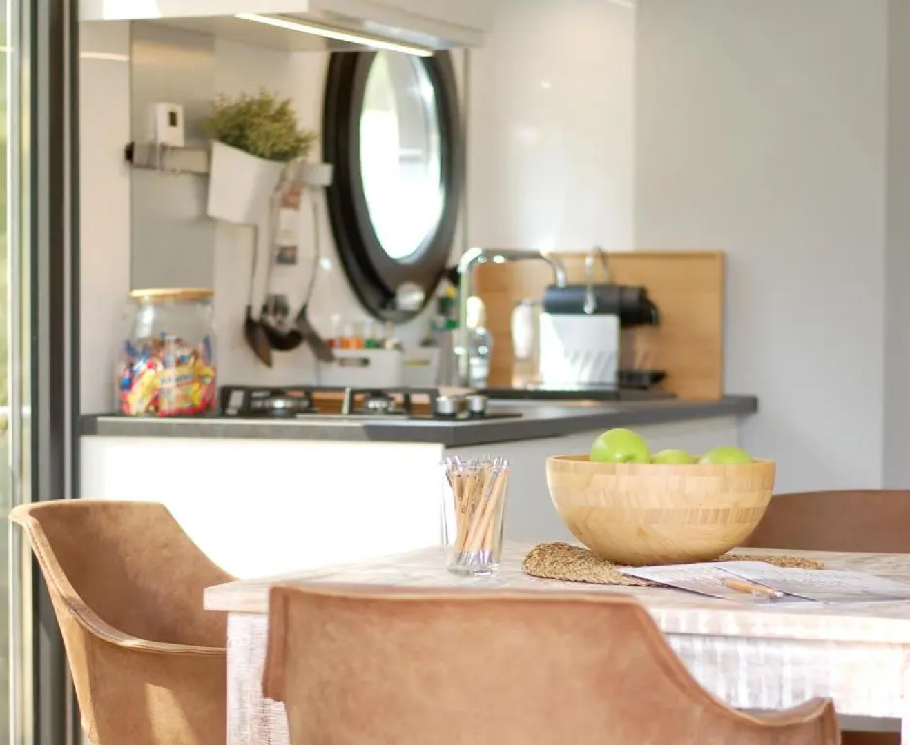 Hausboot greenpartment houseboathotel