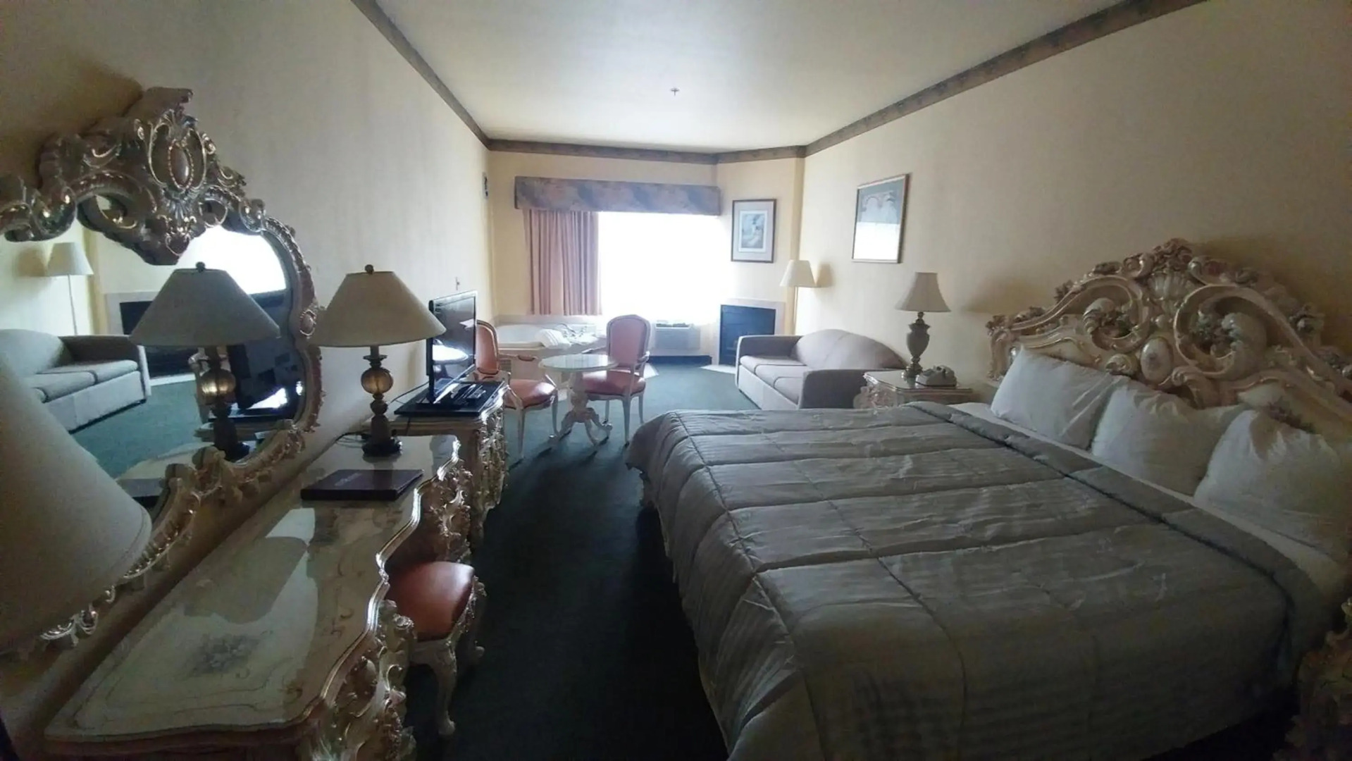 Palace Inn Suites Lincoln City