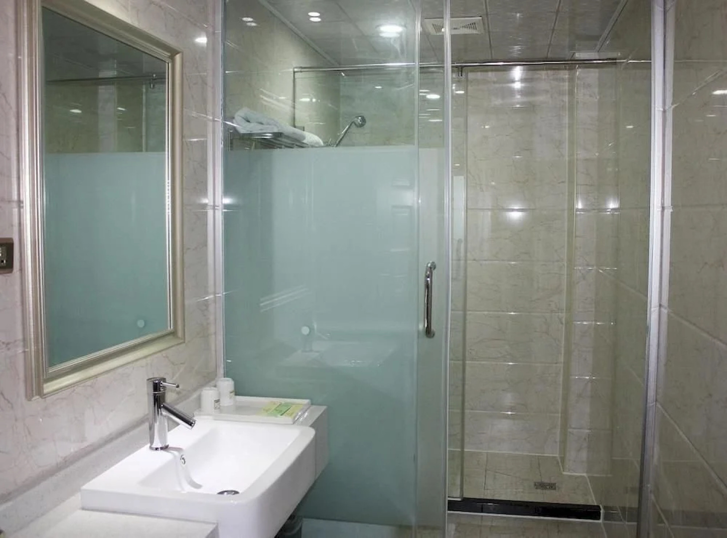 Meiyijia Hotel