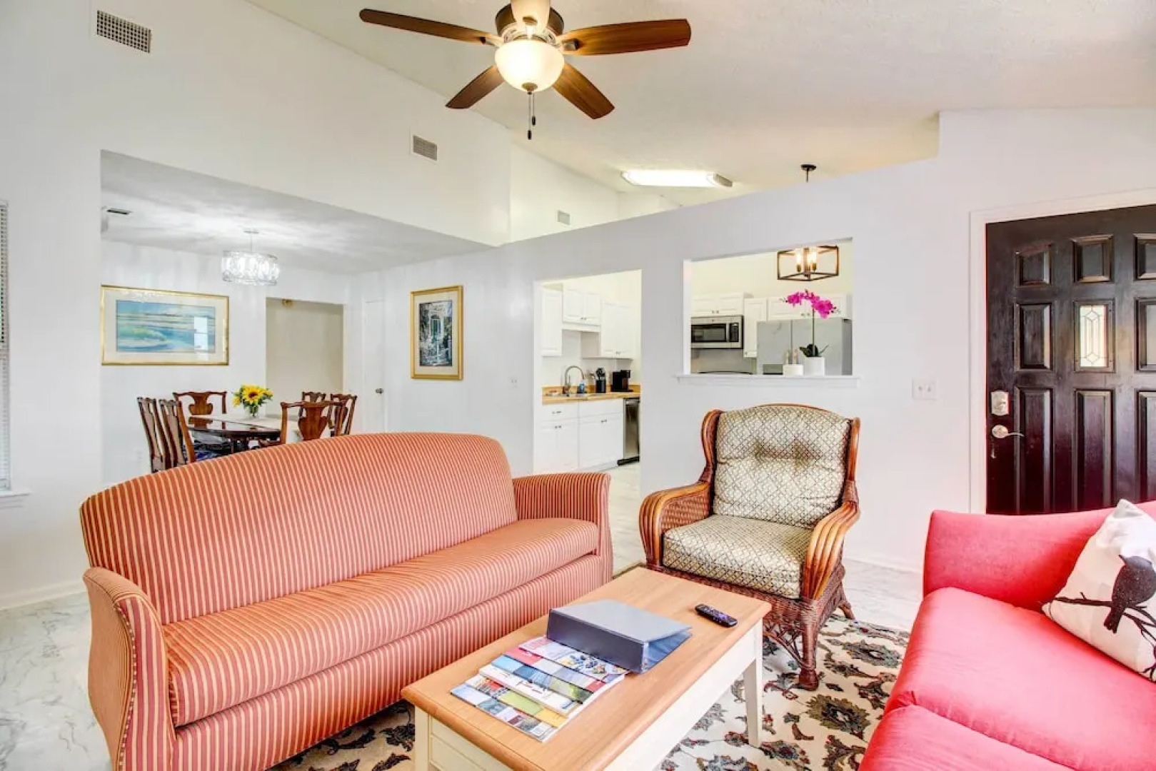 Peaceful Savannah Home - 11 Mi to Beaches!