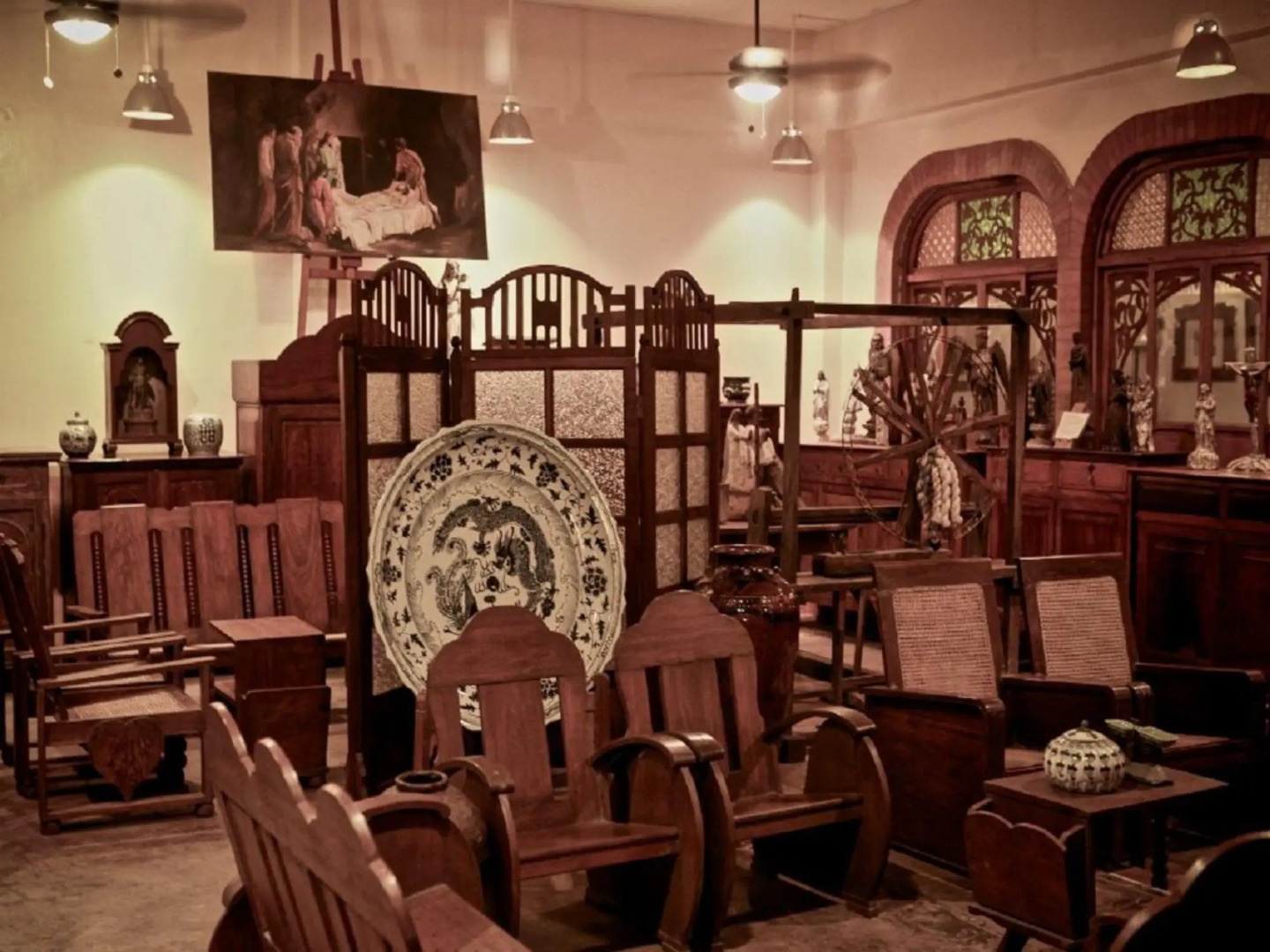 Sulyap Bed & Breakfast – Casa de Alitagtag Boutique Hotel