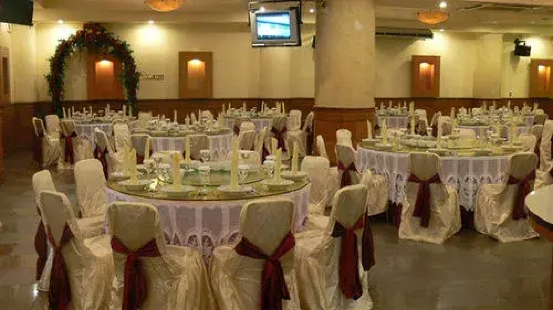 Hotel Royal Regal Surabaya