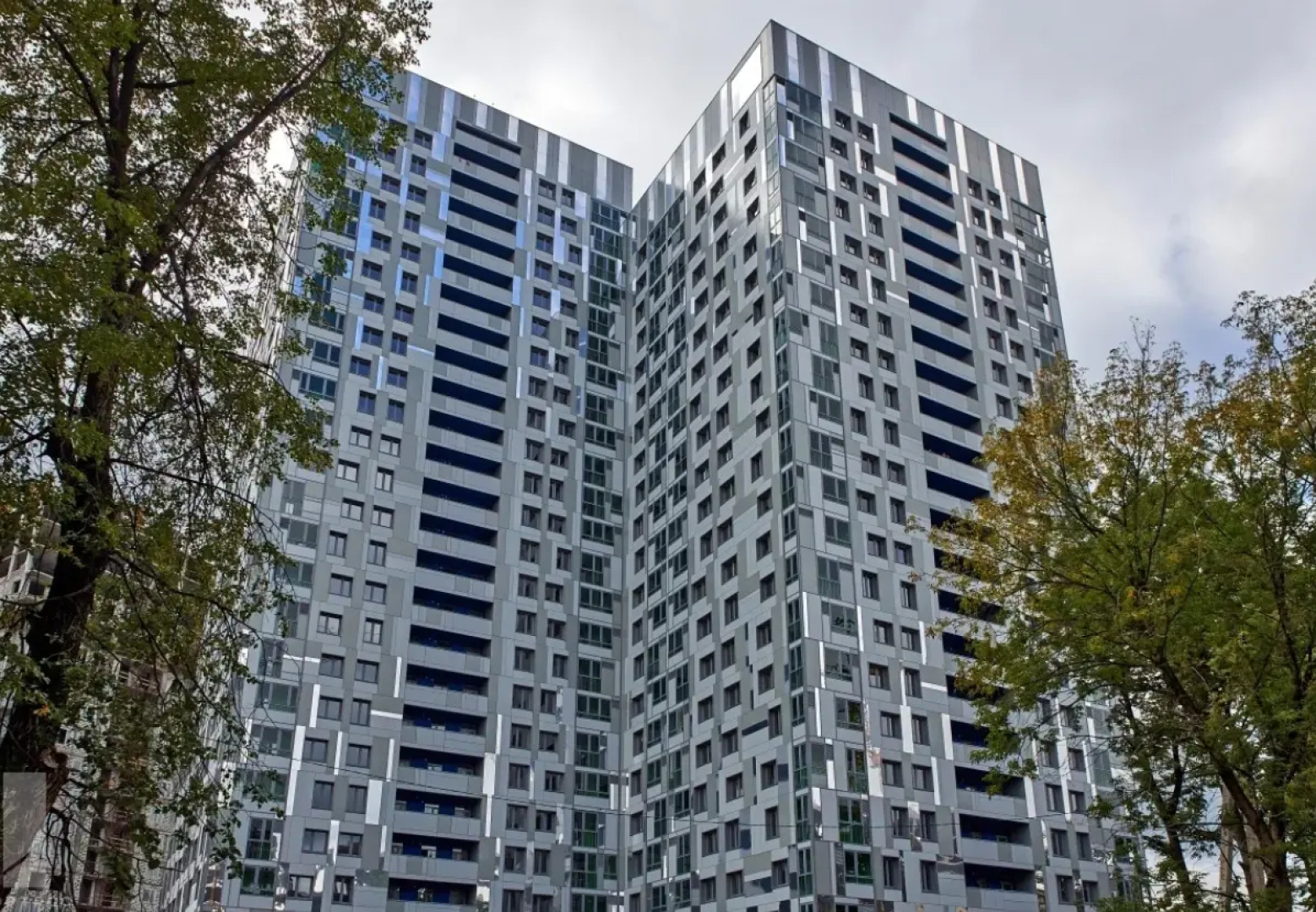 Leto Apart (Лето Апарт) на улице Революции 52Б