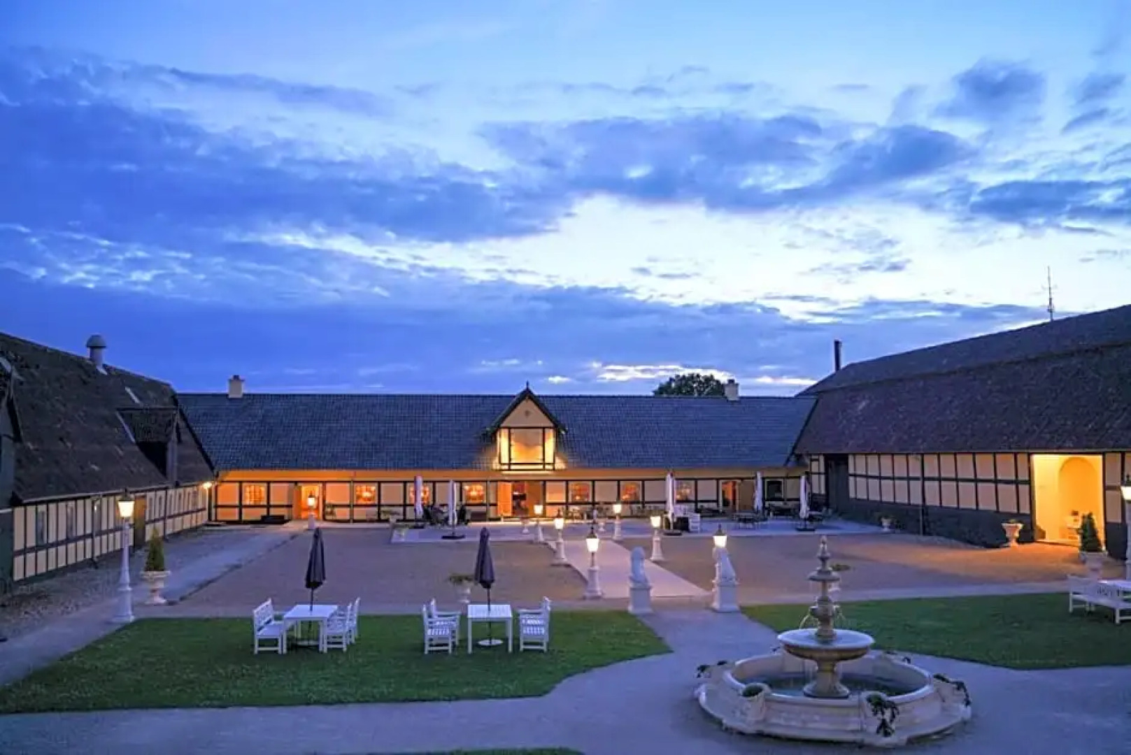 Skrøbelev Gods Manor House