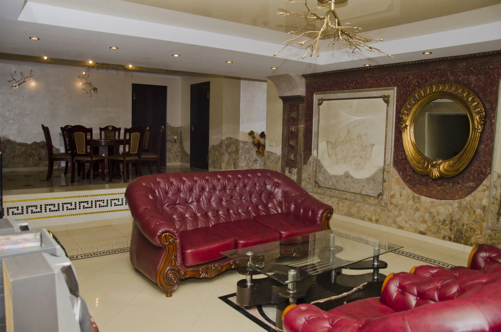 Отель Ezio Palace