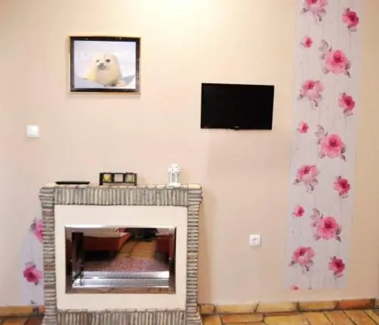 Roadside Restaurant & Caffe Bar