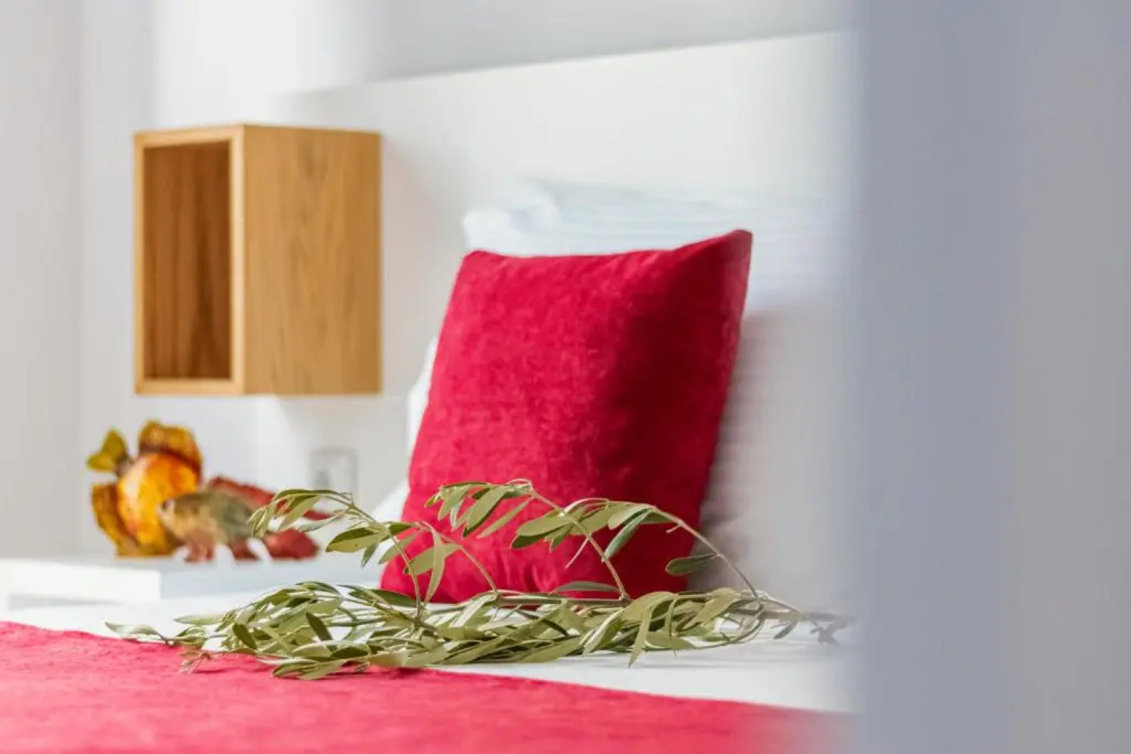 Design Suites Efharis (Merlot)