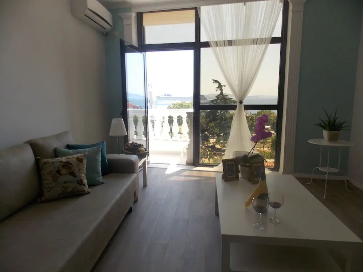Amarilis Luxury Apartment