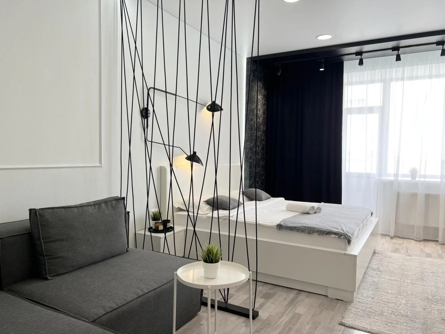 Live (Лайв) на улице Генерала Дюсенова 2/2